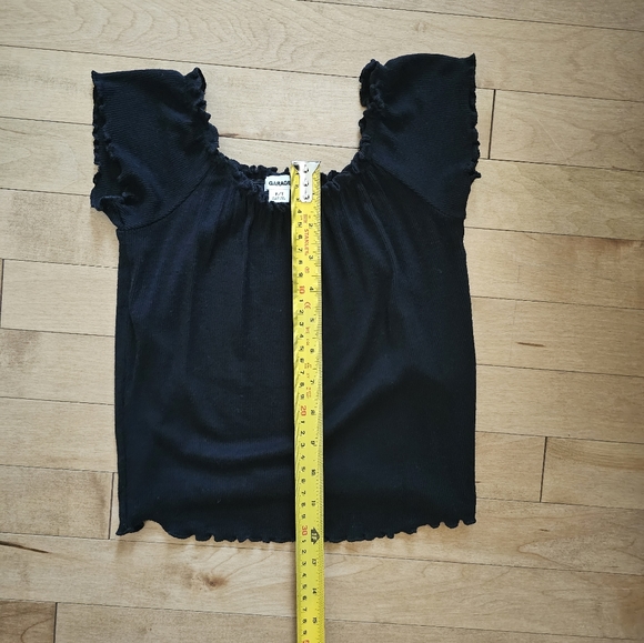 Black Stretchy Crop Top - Picture 5 of 5